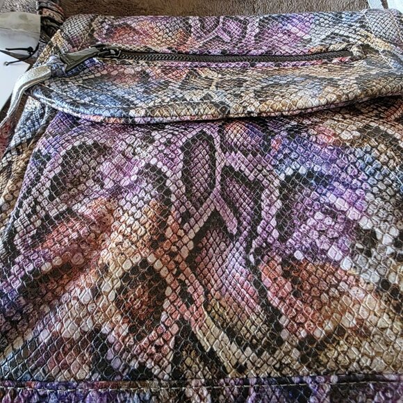 Aimee Kestenberg Fifth Ave Convertible Snake Leather Crossbody Shoulder Bag NWT - Picture 12 of 16